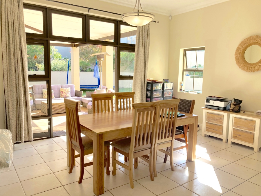 To Let 3 Bedroom Property for Rent in Avignon Western Cape